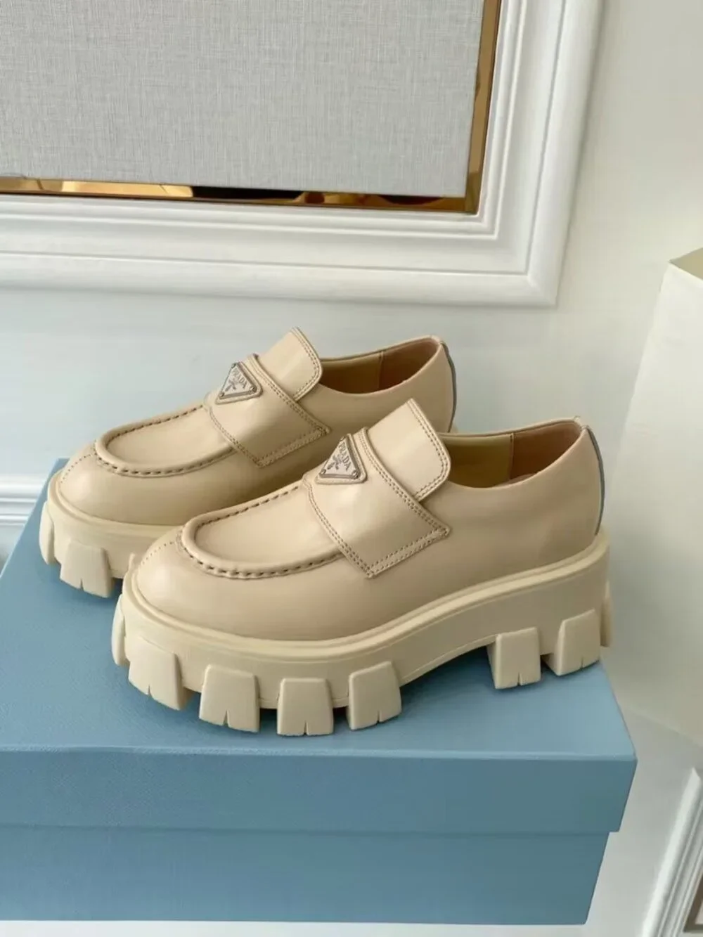 👟💛Prada Loafers💛👟 - Picture 3 of 9